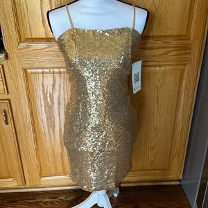 NWT Emerald Sundae Gold Sequin Dress, Size Medium